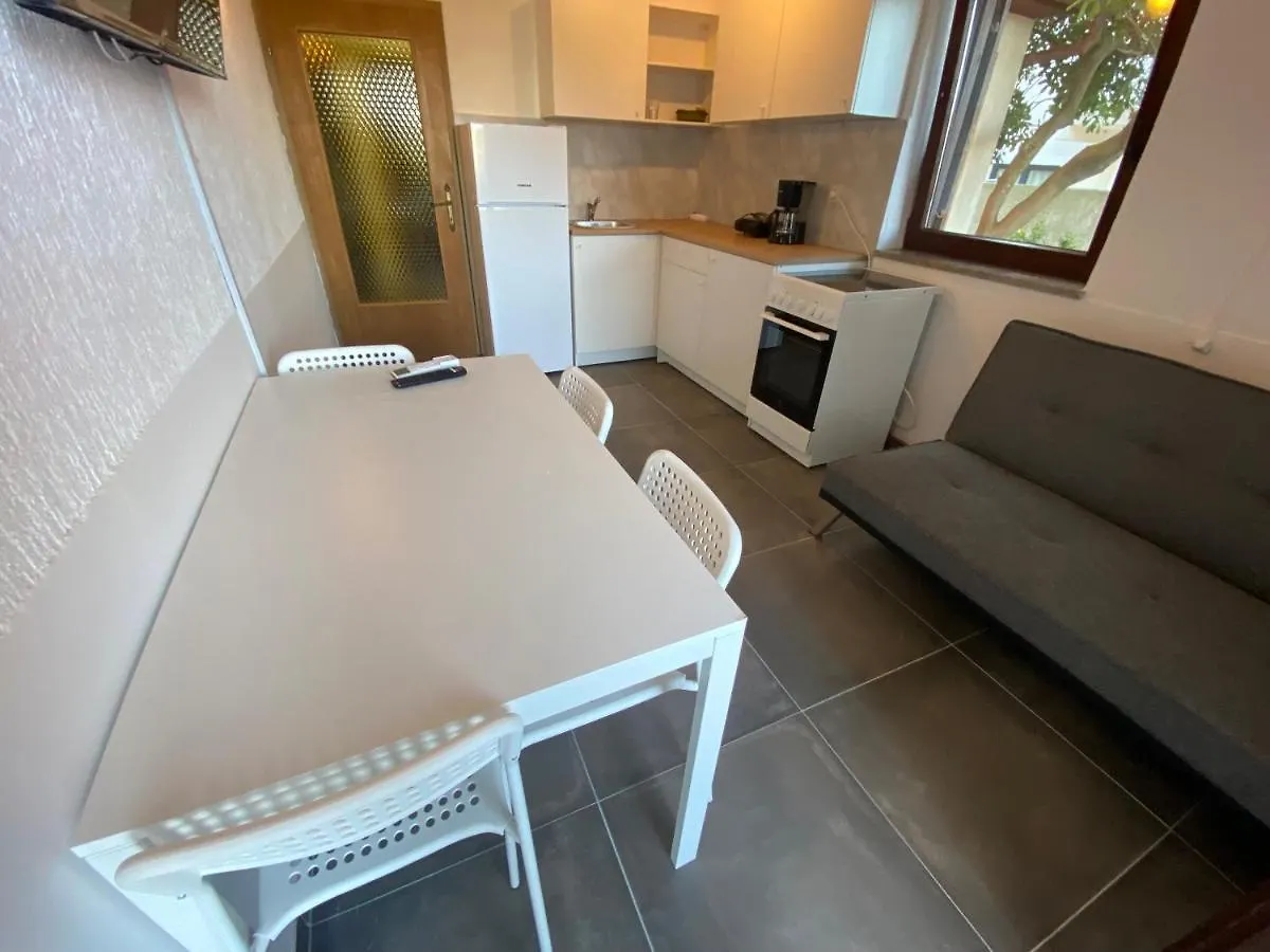 شقة Cukon Holiday Home بريمونتيرا كرواتيا