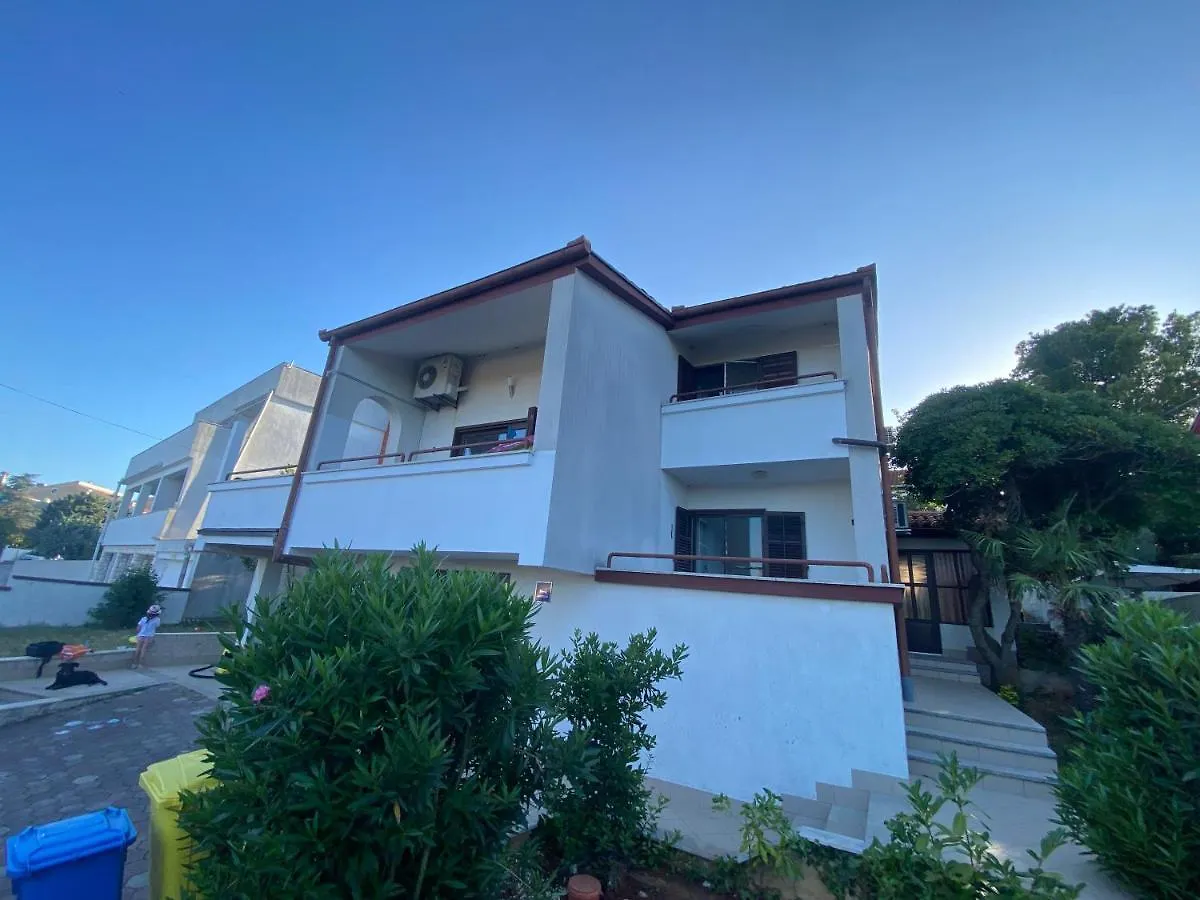 Cukon Holiday Home Premantura Croatia