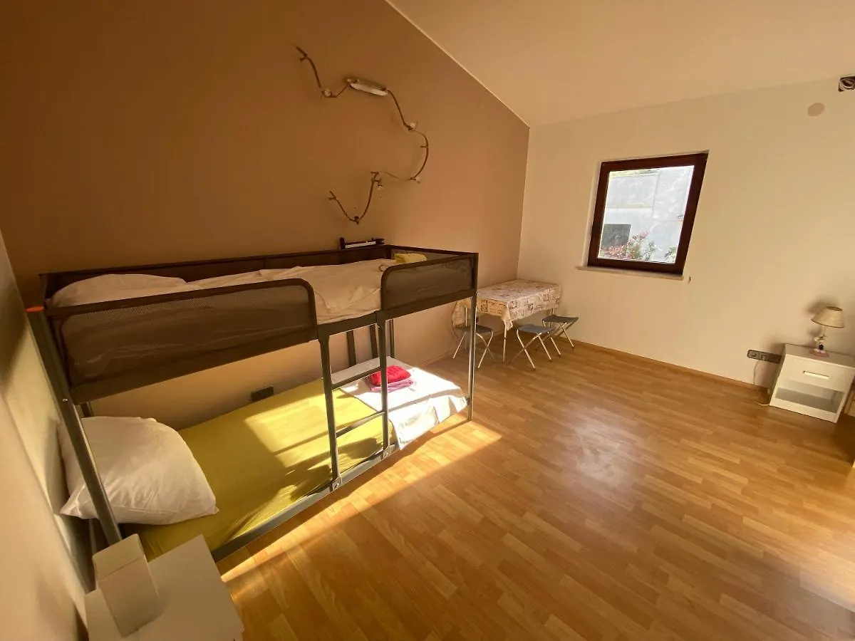 Cukon Holiday Home Premantura Apartment