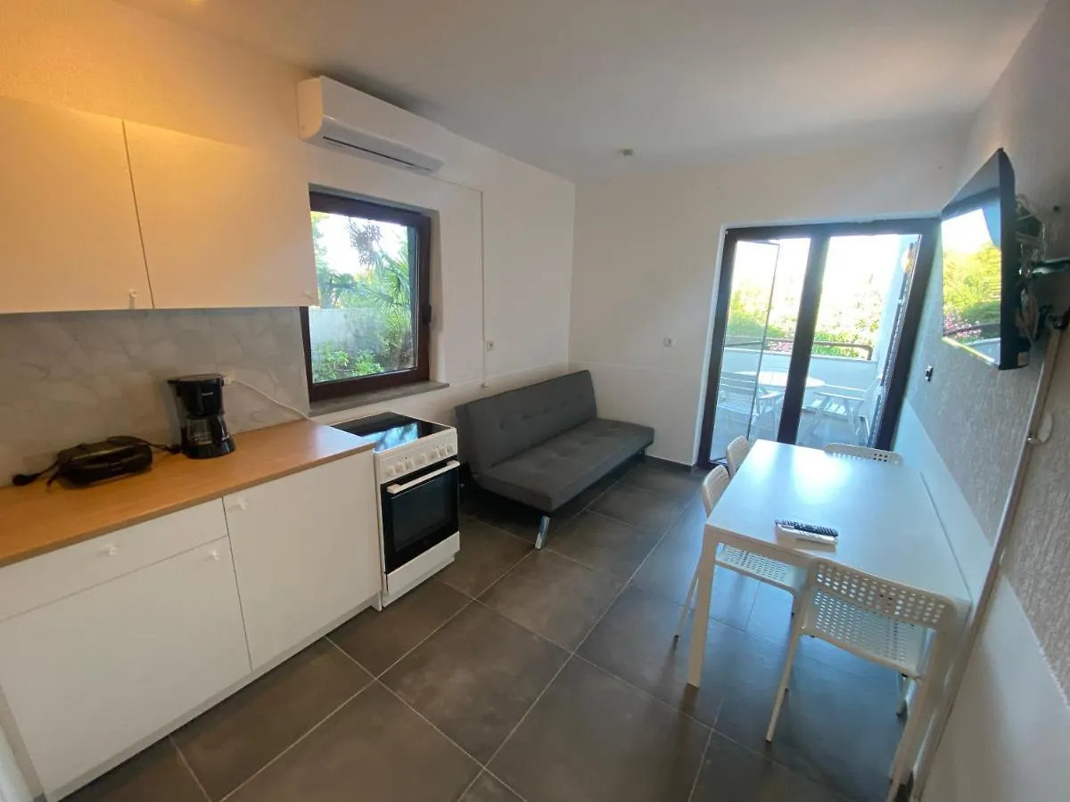 Cukon Holiday Home Premantura