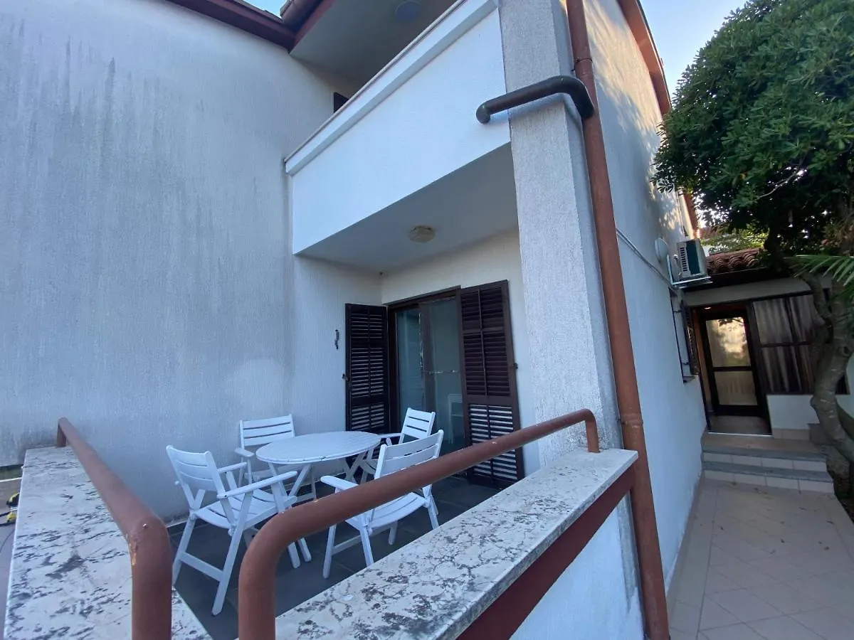 Apartment Cukon Holiday Home Premantura