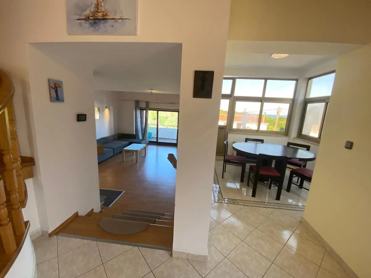 Apartment Cukon Holiday Home Premantura