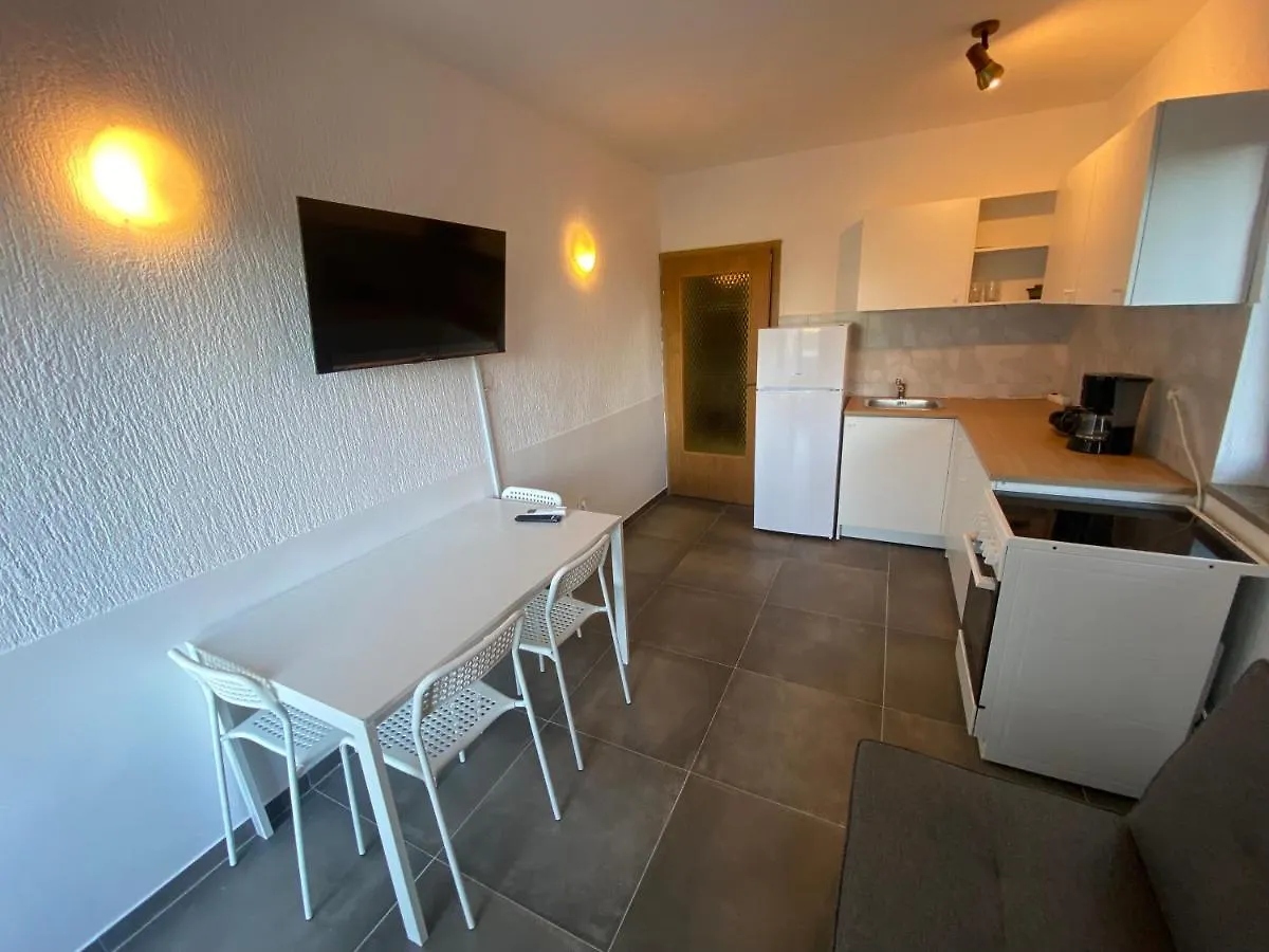Cukon Holiday Home Premantura Apartment